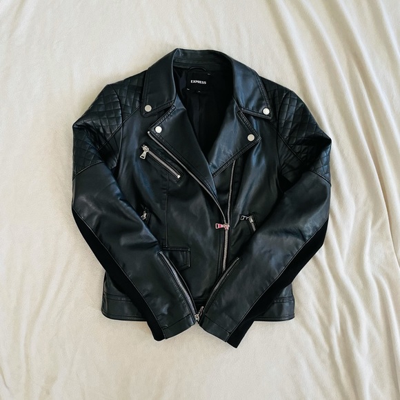 Leather Jacket - Picture 4 of 7
